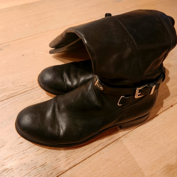 Michael kors boots - Picture 2 of 2